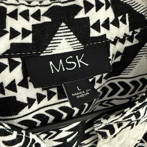 Black and White Patterned Dress - Picture 4 of 5